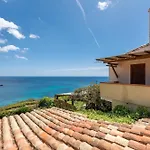 Accu Is Prezzus C Fronte Mare Villasimius