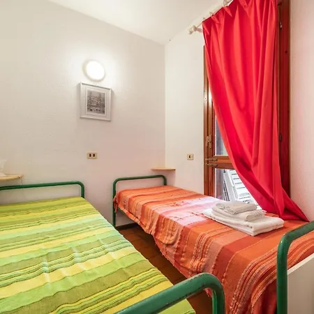 Lägenhet Accu Is Prezzus C Fronte Mare Villasimius