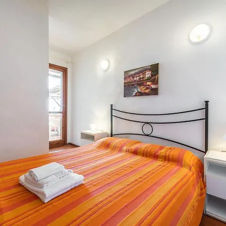 Accu Is Prezzus C Fronte Mare