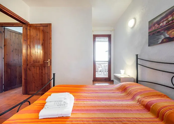 Appartement Accu Is Prezzus C Fronte Mare *